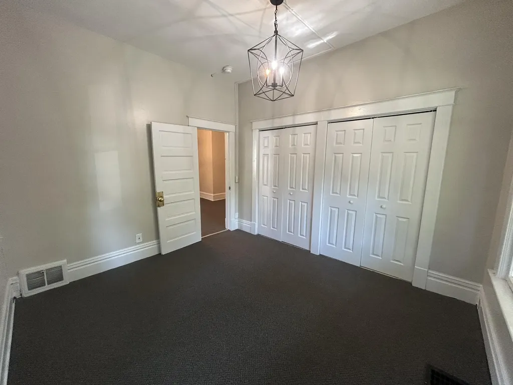 838 Davis Street Kalamazoo City MI 49008