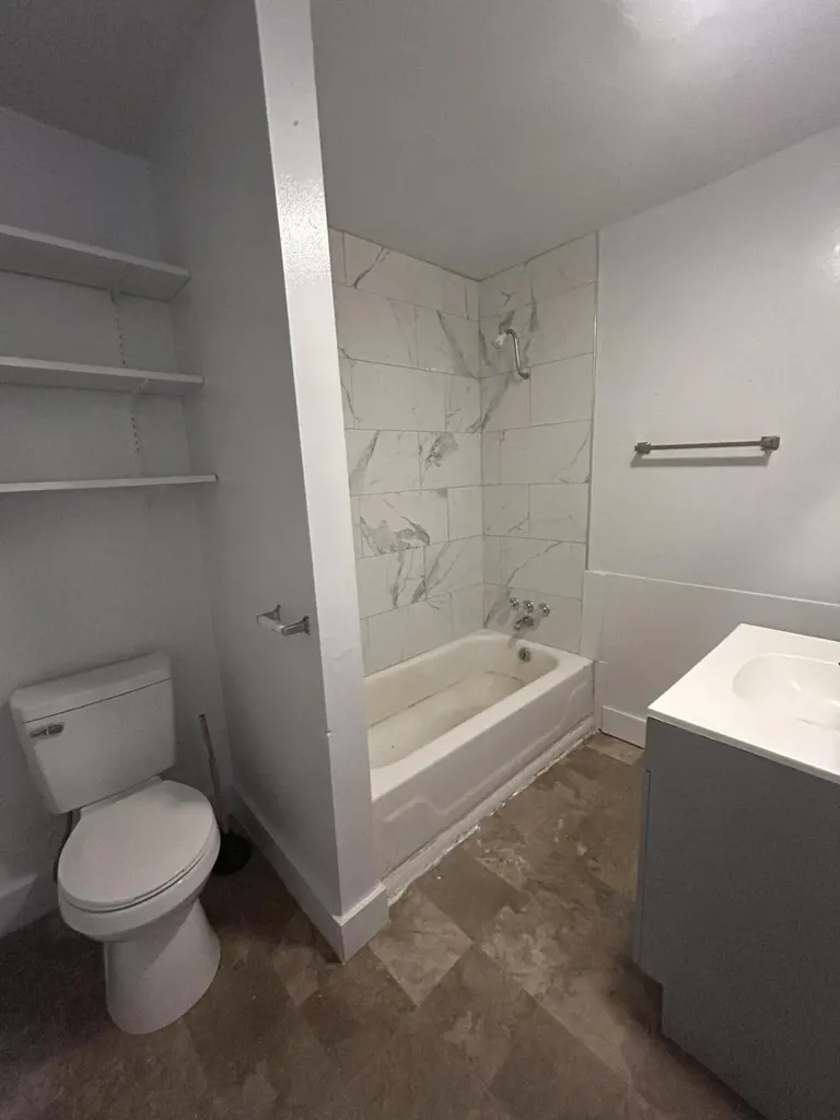 838 Davis Street Kalamazoo City MI 49008