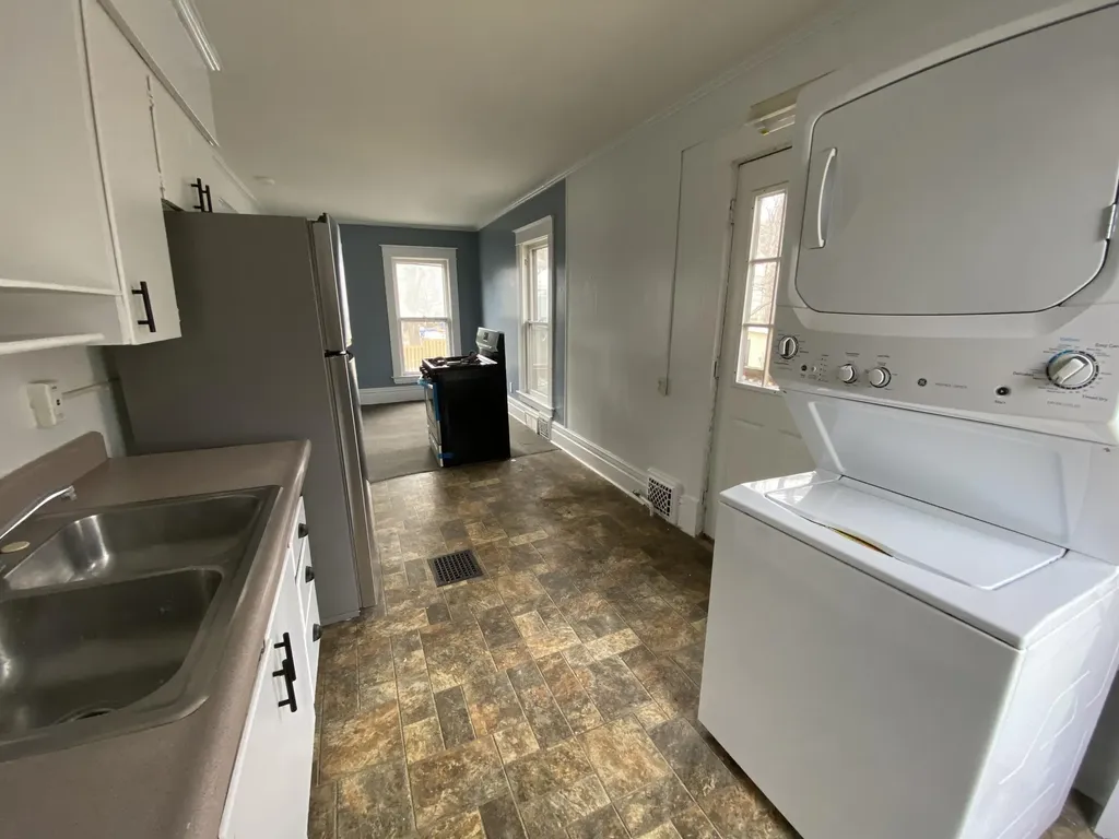 838 Davis Street Kalamazoo City MI 49008