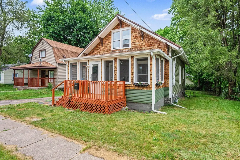 258 Battle Creek Avenue Battle Creek City MI 49015