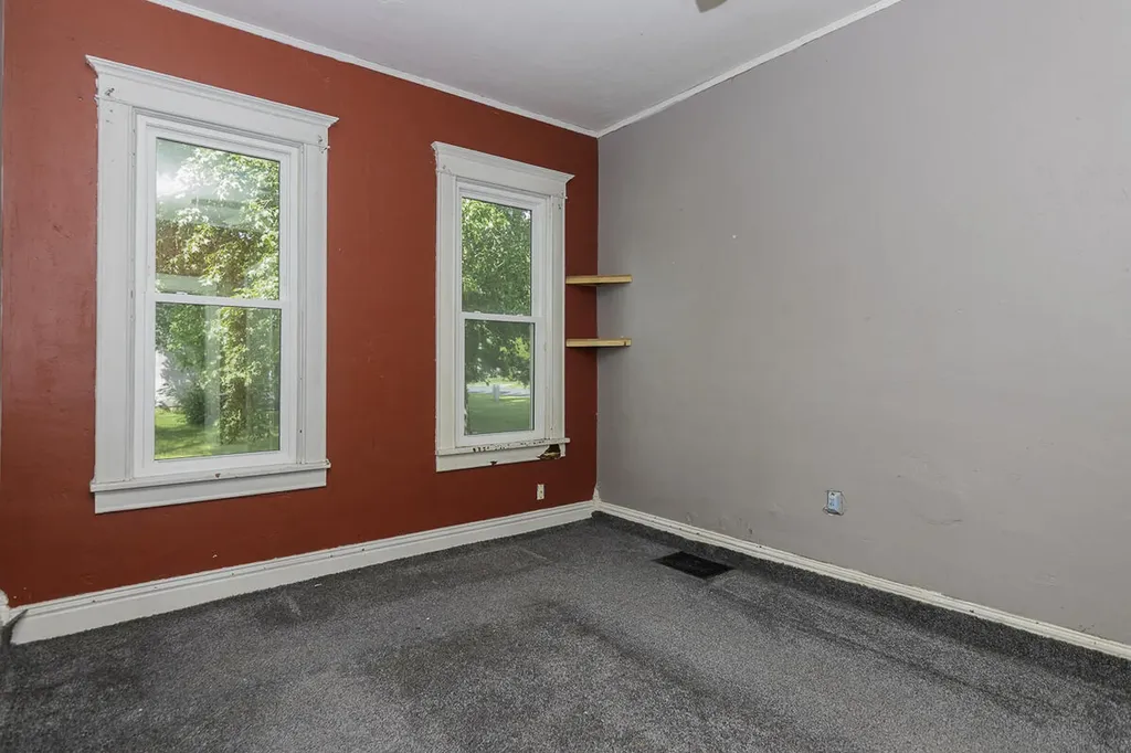205 W Sherwood Street Decatur Village MI 49045