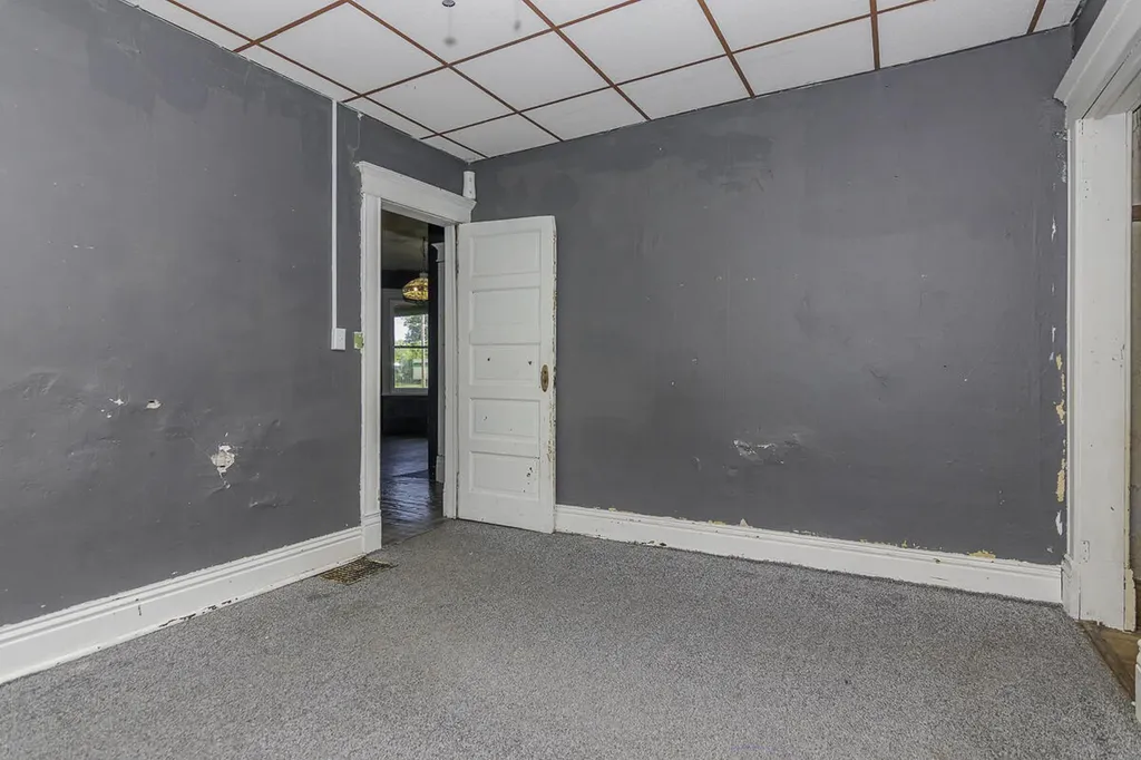 205 W Sherwood Street Decatur Village MI 49045