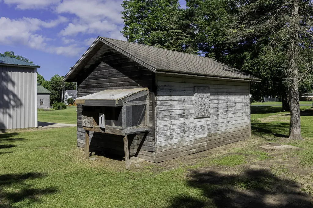 205 W Sherwood Street Decatur Village MI 49045