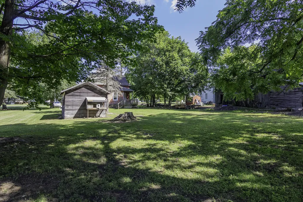 205 W Sherwood Street Decatur Village MI 49045