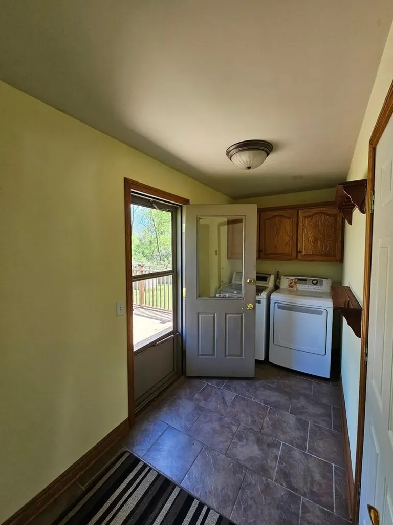 1670 N 7th Street Oshtemo Charter Township MI 49009