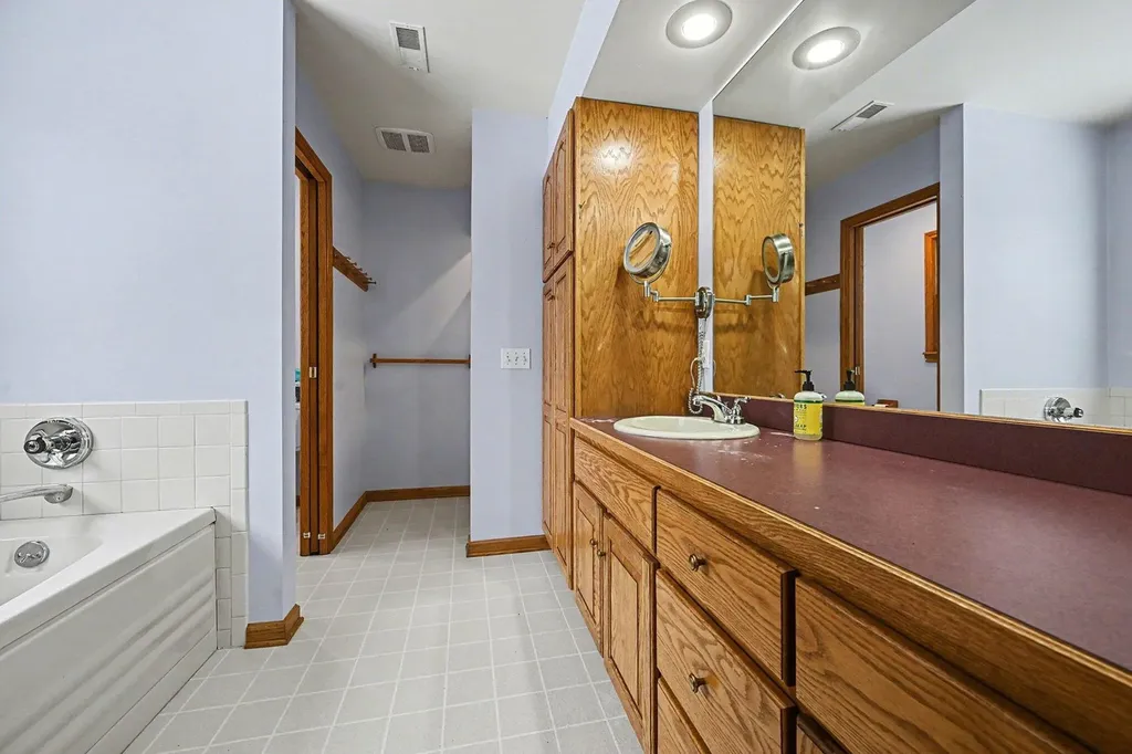 1670 N 7th Street Oshtemo Charter Township MI 49009