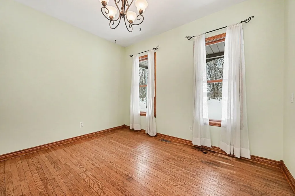 1670 N 7th Street Oshtemo Charter Township MI 49009