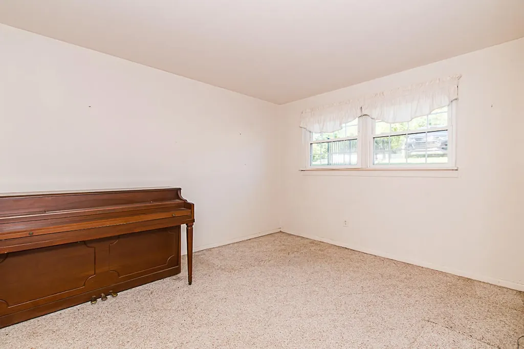 714 Garland Circle Kalamazoo City MI 49008