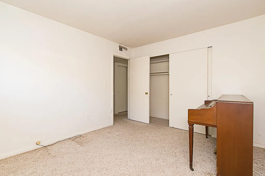714 Garland Circle Kalamazoo City MI 49008