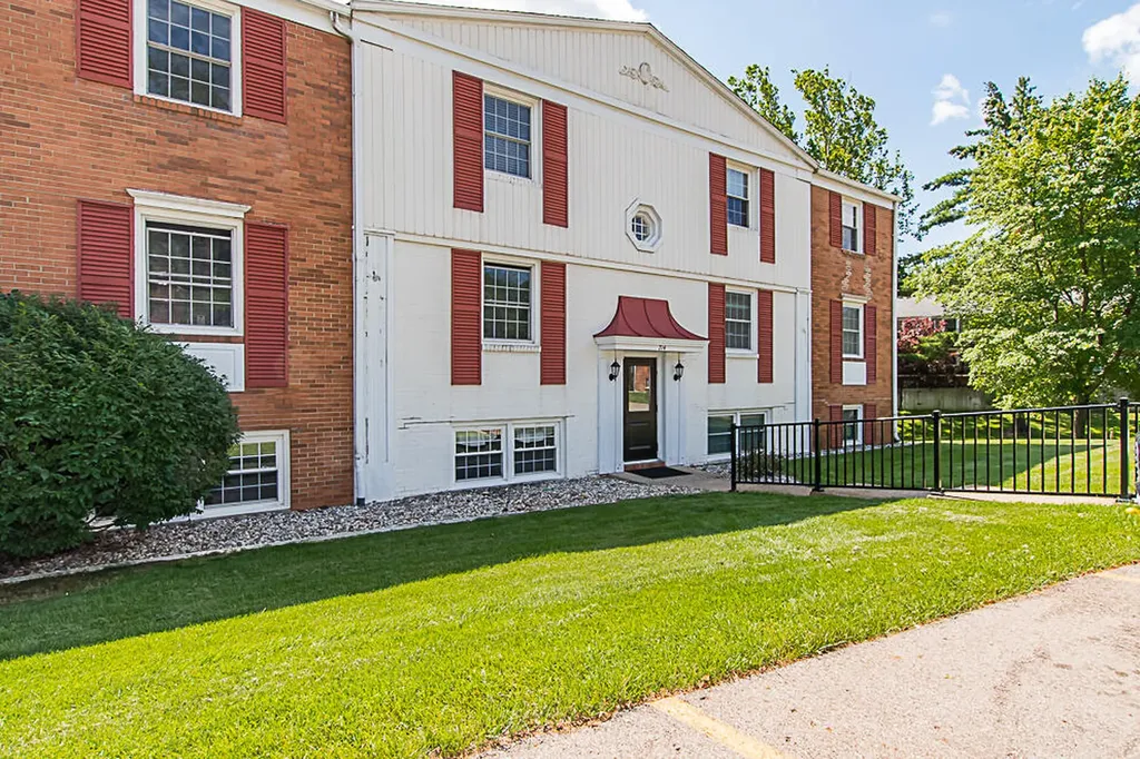 714 Garland Circle Kalamazoo City MI 49008
