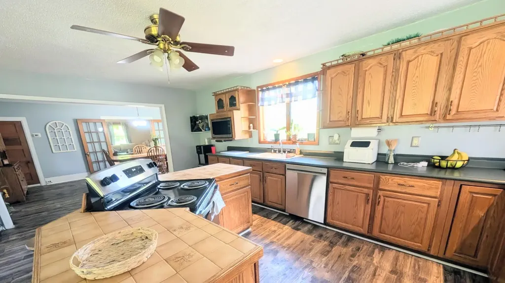 5900 Springbrook Road Unknown City MI 49246