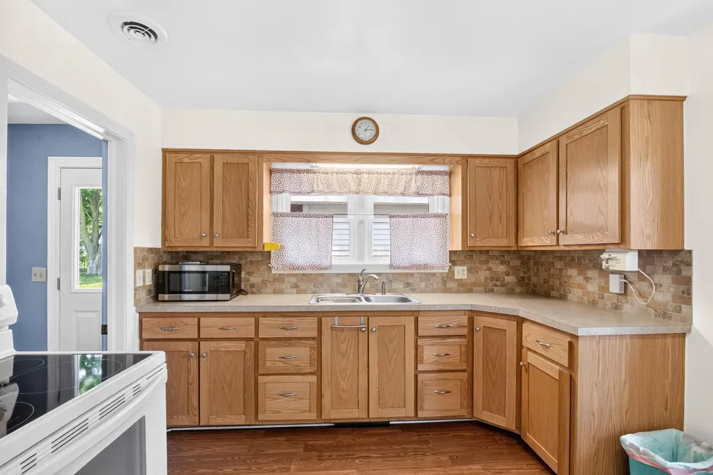 1049 Bloomfield Avenue Gun Plain Township MI 49080