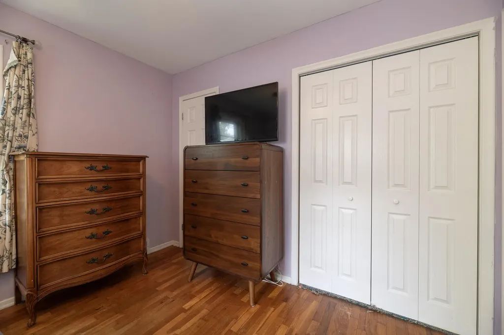 2022 Paddington Road Kalamazoo City MI 49001