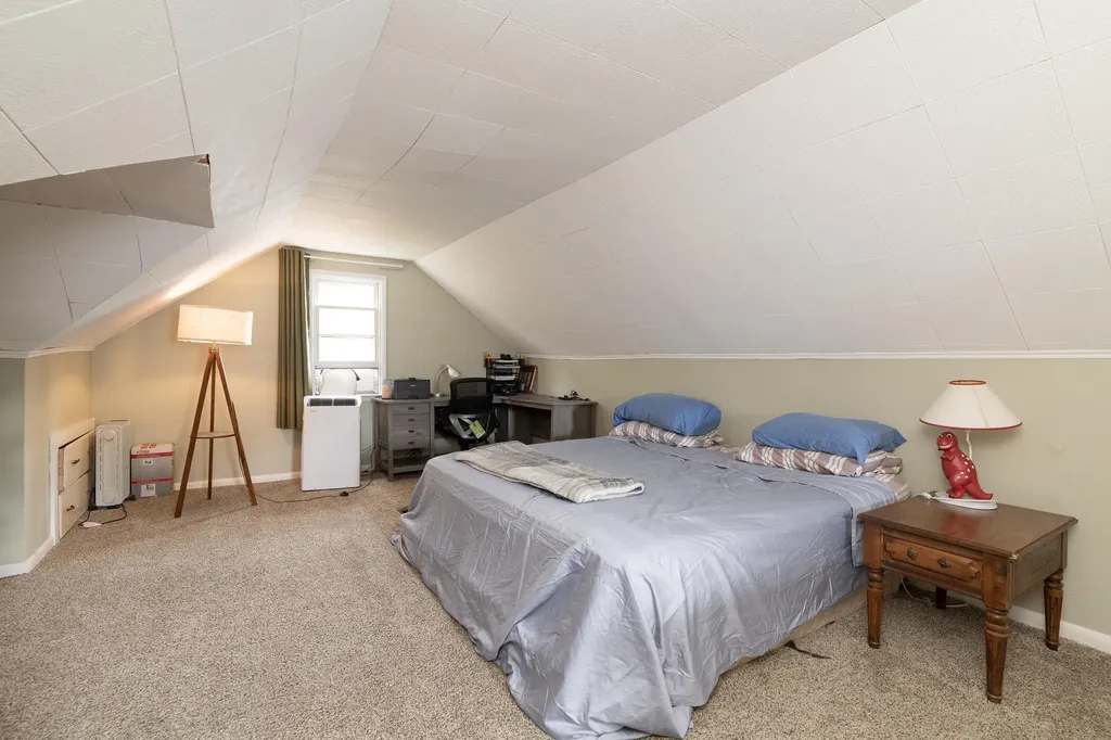 2022 Paddington Road Kalamazoo City MI 49001