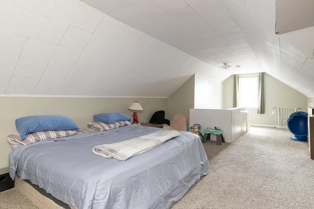 2022 Paddington Road Kalamazoo City MI 49001