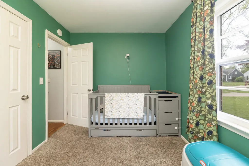 2022 Paddington Road Kalamazoo City MI 49001