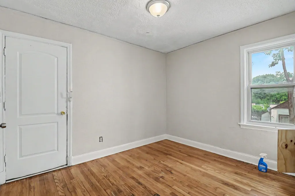 14867 Wildemere Street Detroit City MI 48238