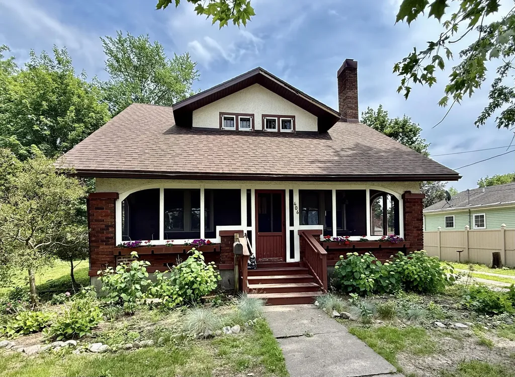 406 N Gremps Street Paw Paw Village MI 49079