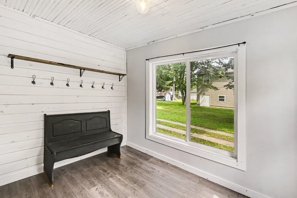 412 Merritt Street Charlotte City MI 48813