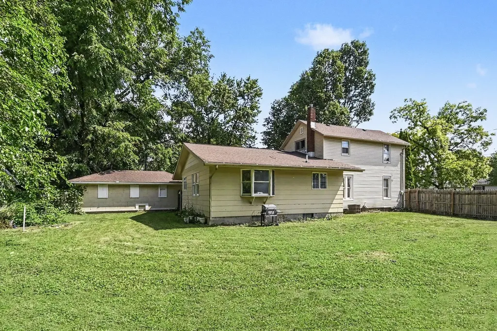 412 Merritt Street Charlotte City MI 48813