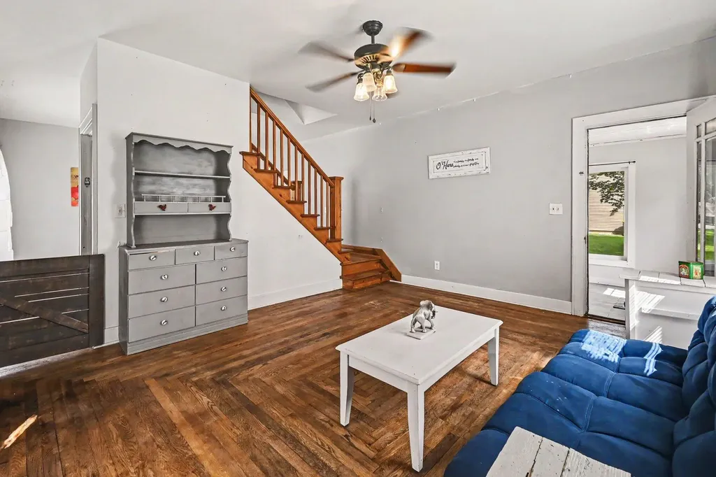 412 Merritt Street Charlotte City MI 48813