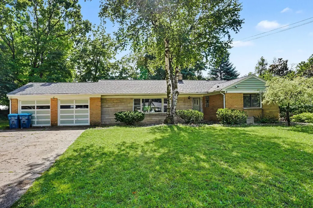 1021 Farrell Avenue Kalamazoo City MI 49006