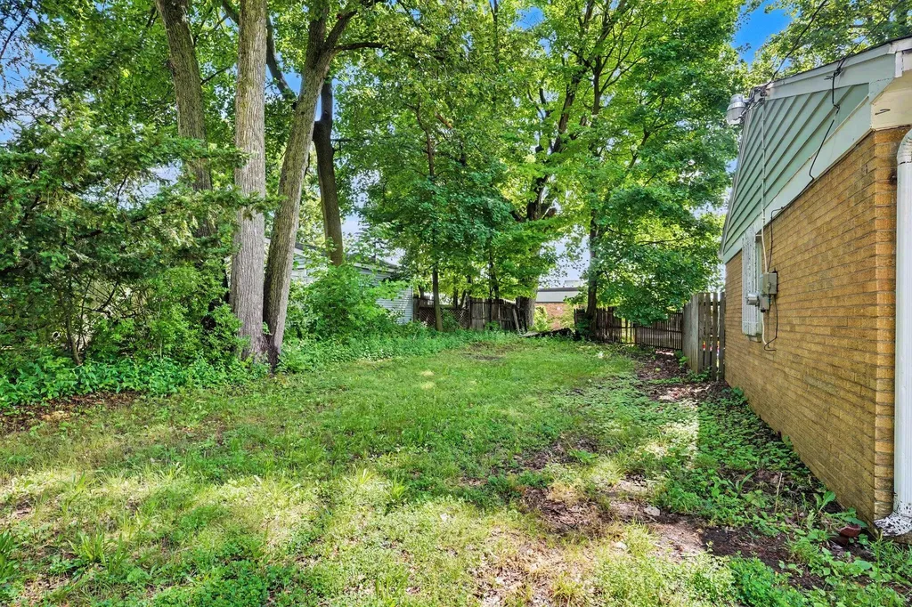 1021 Farrell Avenue Kalamazoo City MI 49006