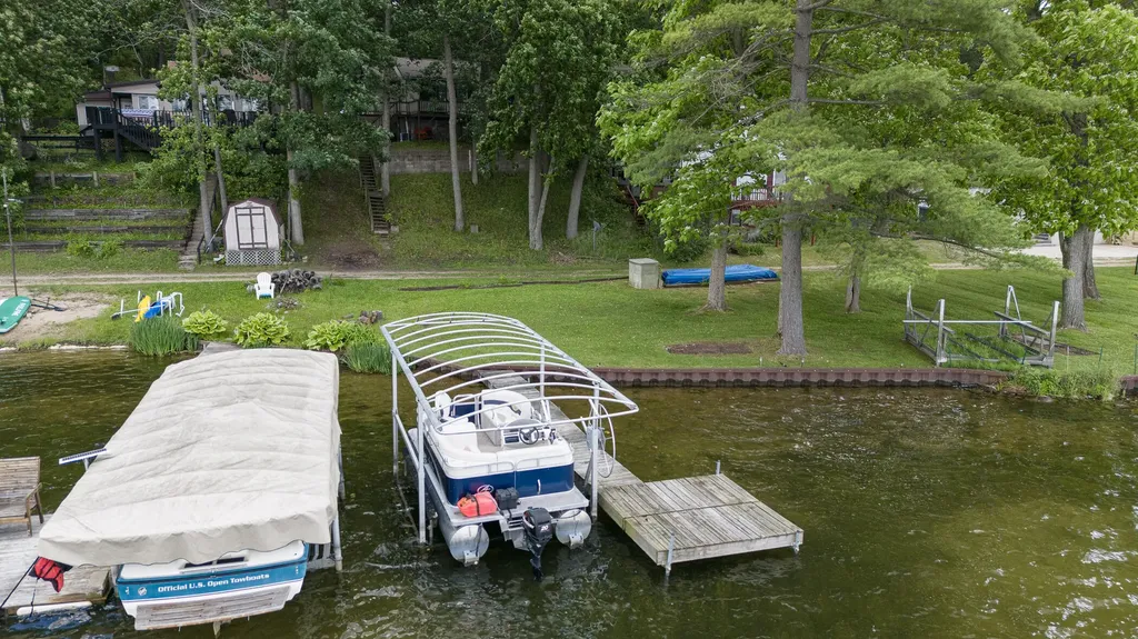 13631 Carefree Drive Johnstown Township MI 49017