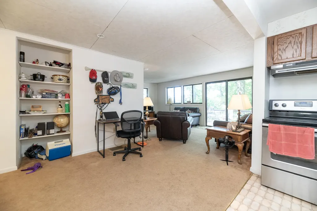13631 Carefree Drive Johnstown Township MI 49017