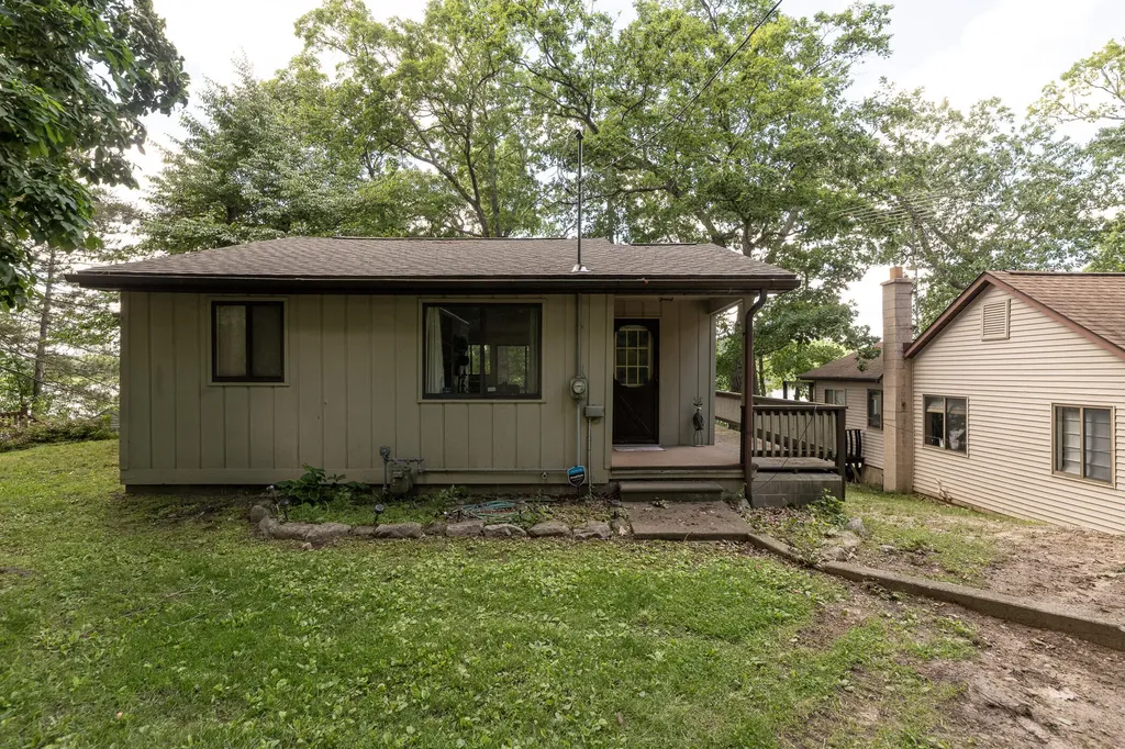13631 Carefree Drive Johnstown Township MI 49017