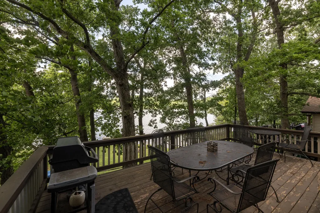 13631 Carefree Drive Johnstown Township MI 49017