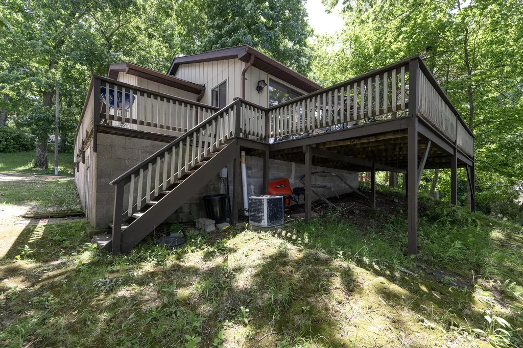 13631 Carefree Drive Johnstown Township MI 49017