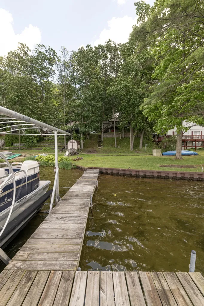 13631 Carefree Drive Johnstown Township MI 49017