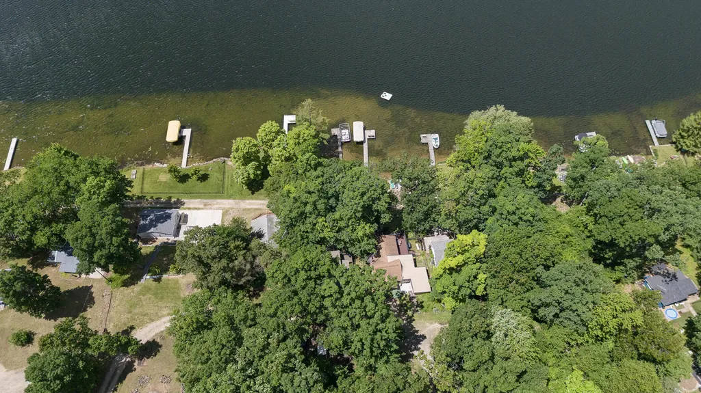 13631 Carefree Drive Johnstown Township MI 49017