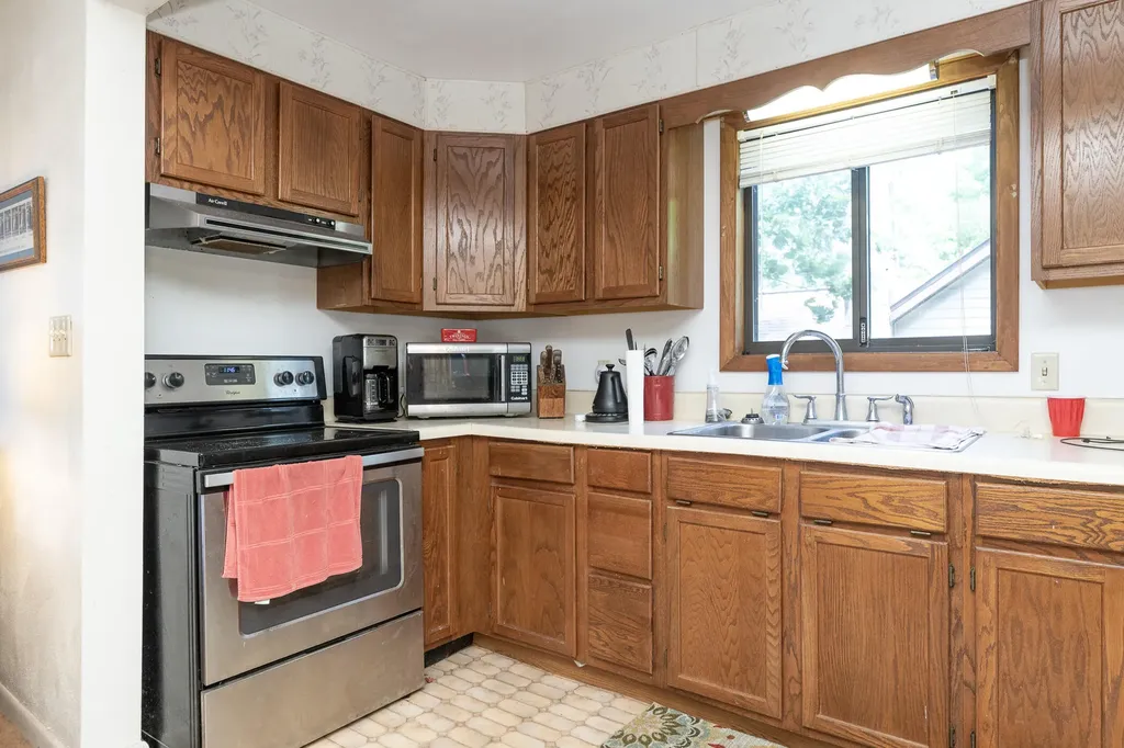 13631 Carefree Drive Johnstown Township MI 49017