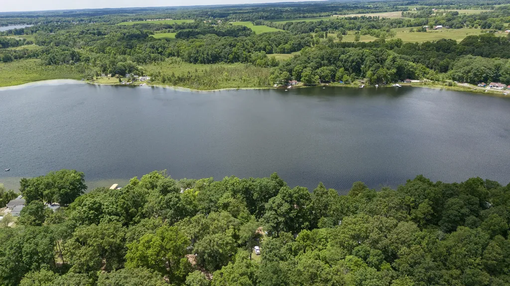 13631 Carefree Drive Johnstown Township MI 49017