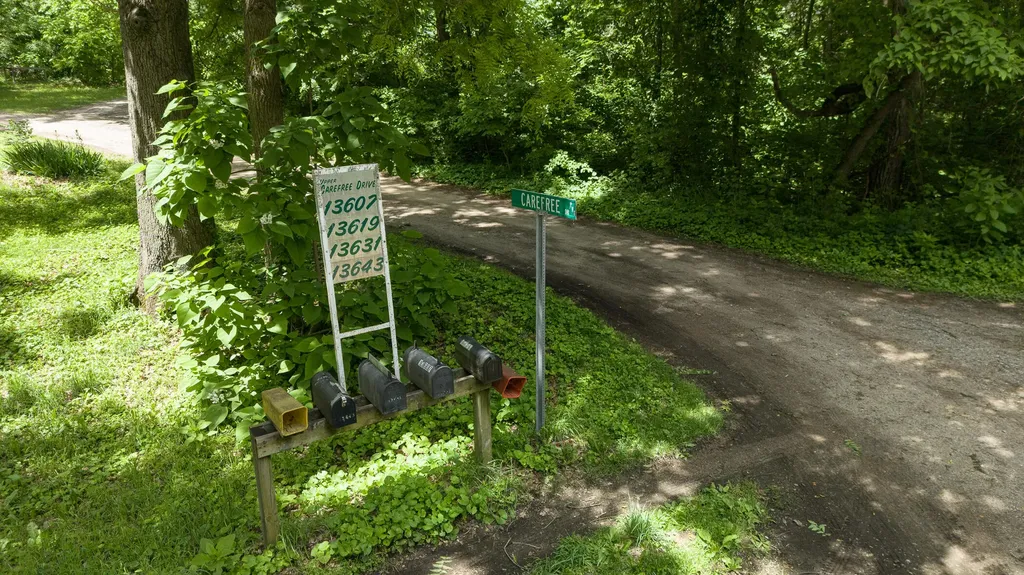 13631 Carefree Drive Johnstown Township MI 49017