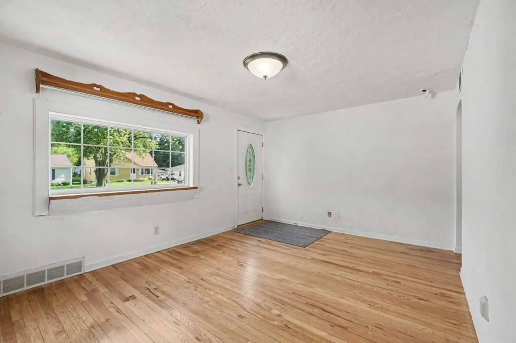 2228 Byrd Drive Kalamazoo City MI 49002
