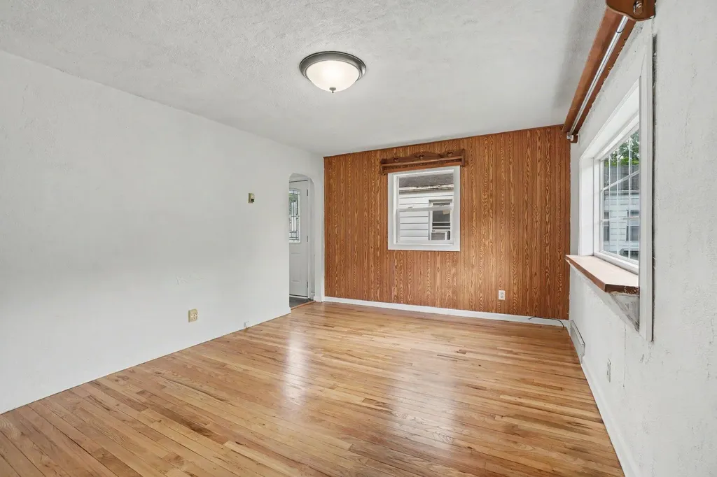 2228 Byrd Drive Kalamazoo City MI 49002
