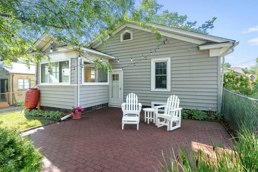 314 Creston Avenue Kalamazoo City MI 49001