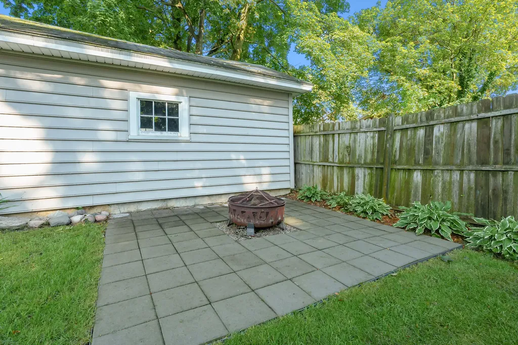 314 Creston Avenue Kalamazoo City MI 49001