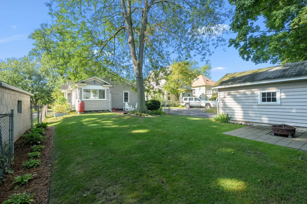 314 Creston Avenue Kalamazoo City MI 49001