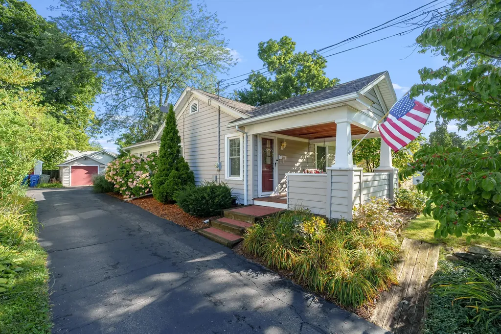 314 Creston Avenue Kalamazoo City MI 49001