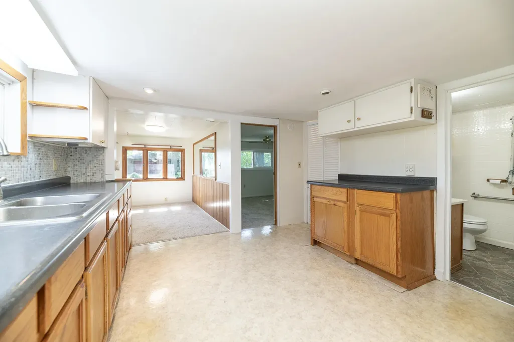 10334 Woodlawn Drive Portage City MI 49002