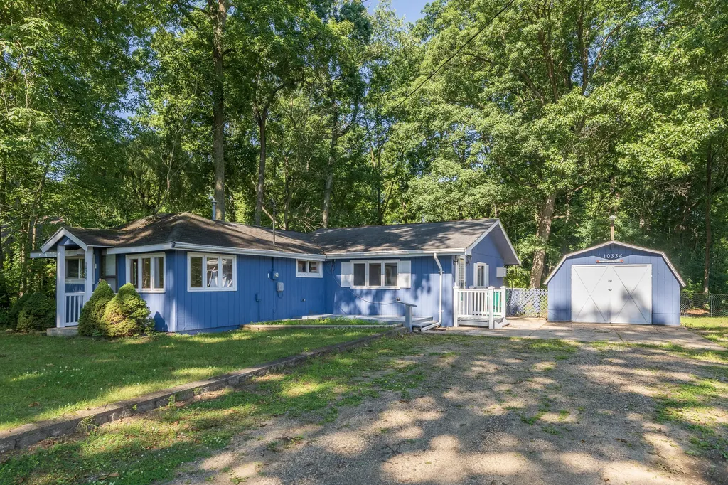 10334 Woodlawn Drive Portage City MI 49002