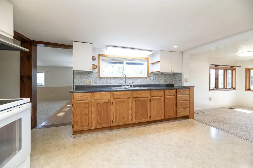 10334 Woodlawn Drive Portage City MI 49002