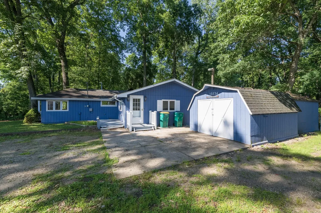 10334 Woodlawn Drive Portage City MI 49002