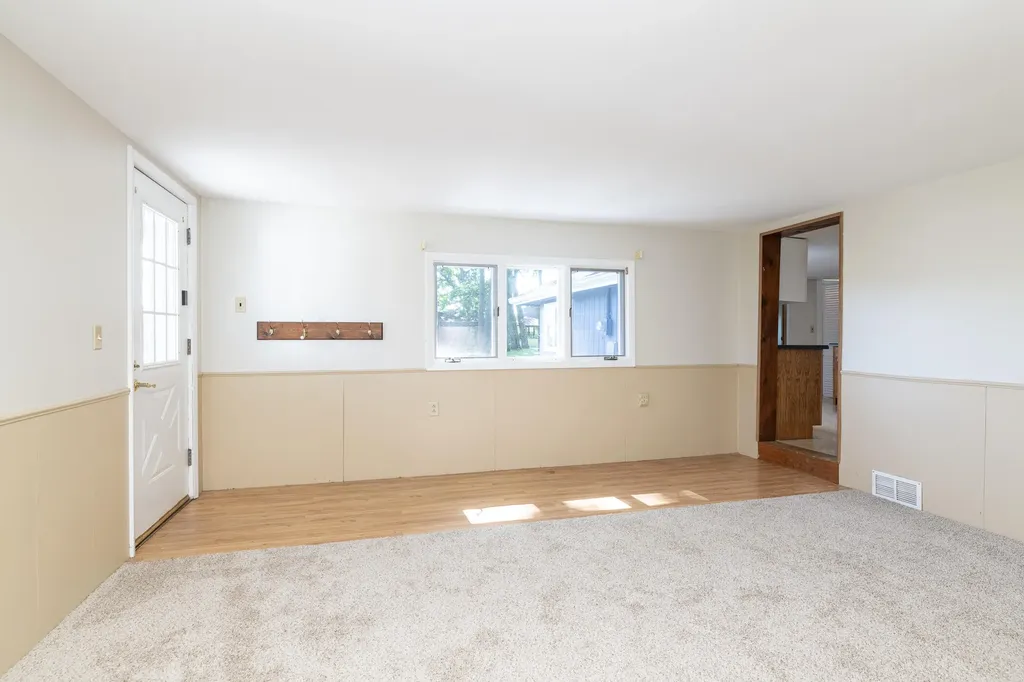 10334 Woodlawn Drive Portage City MI 49002