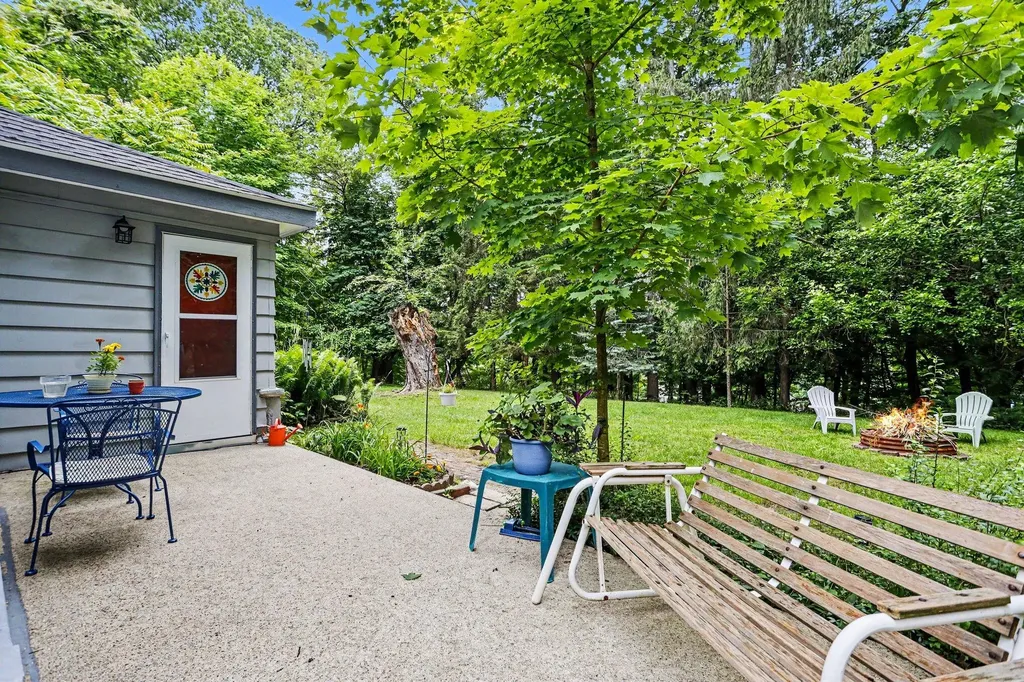 330 Catherine Court Allegan City MI 49010