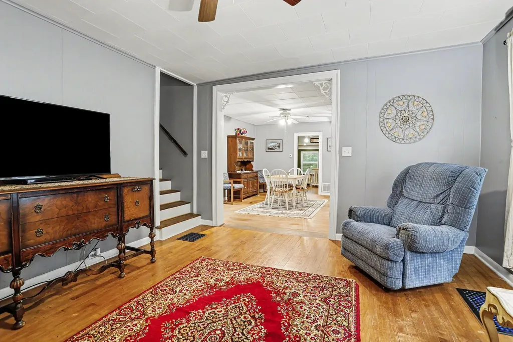 330 Catherine Court Allegan City MI 49010